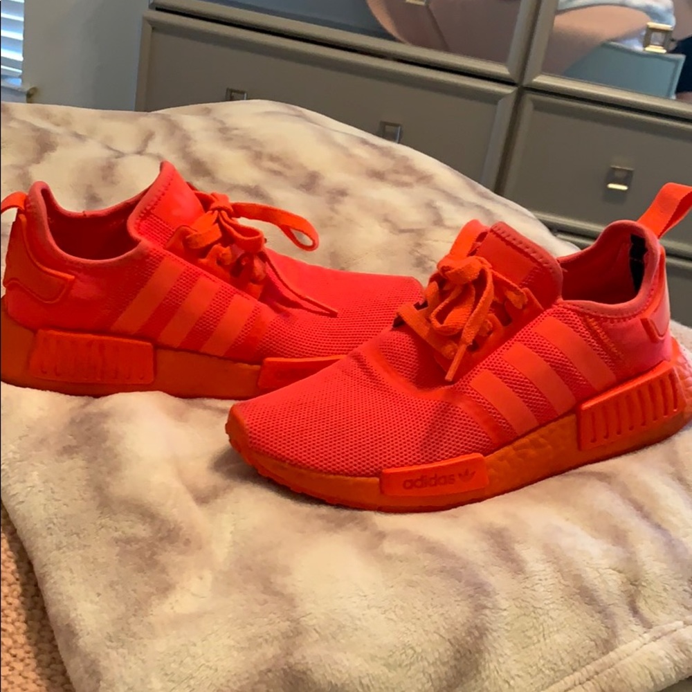 Solar red adidas NMD’s